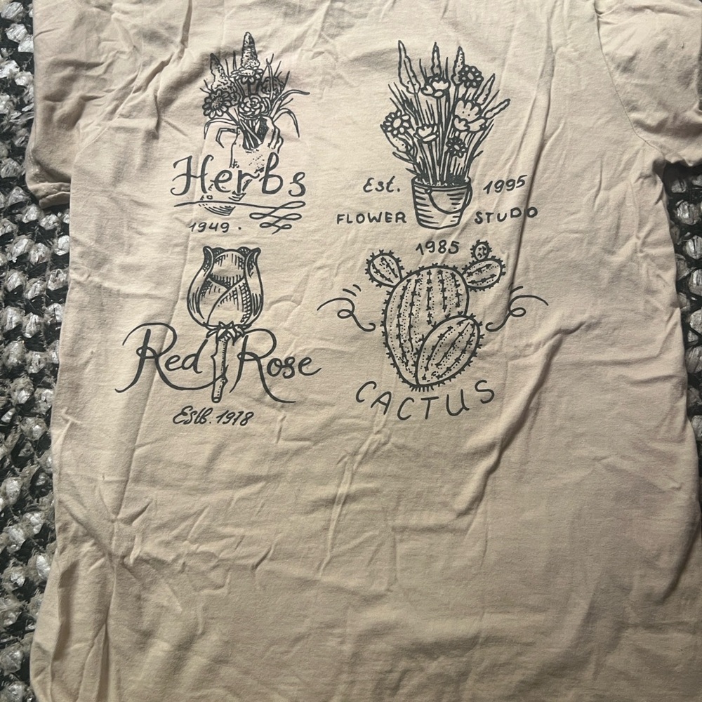 Women’s Botanic Shop Holland T-Shirt